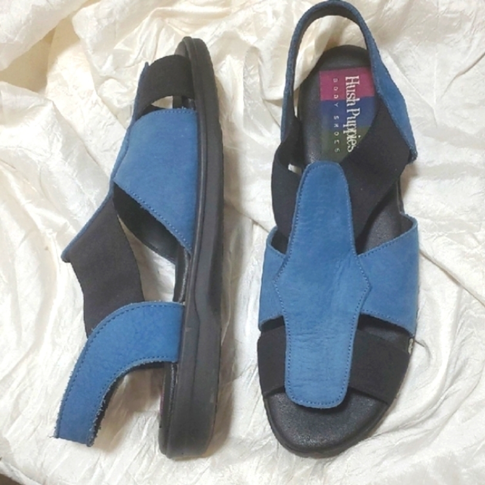 NEW with box Hush Puppies Blue and Black Sandals Size 8.5